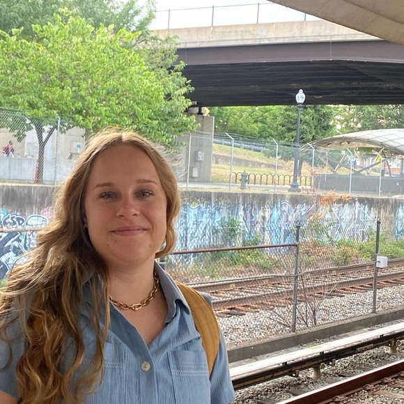 Hi! - Picture 1 of 1